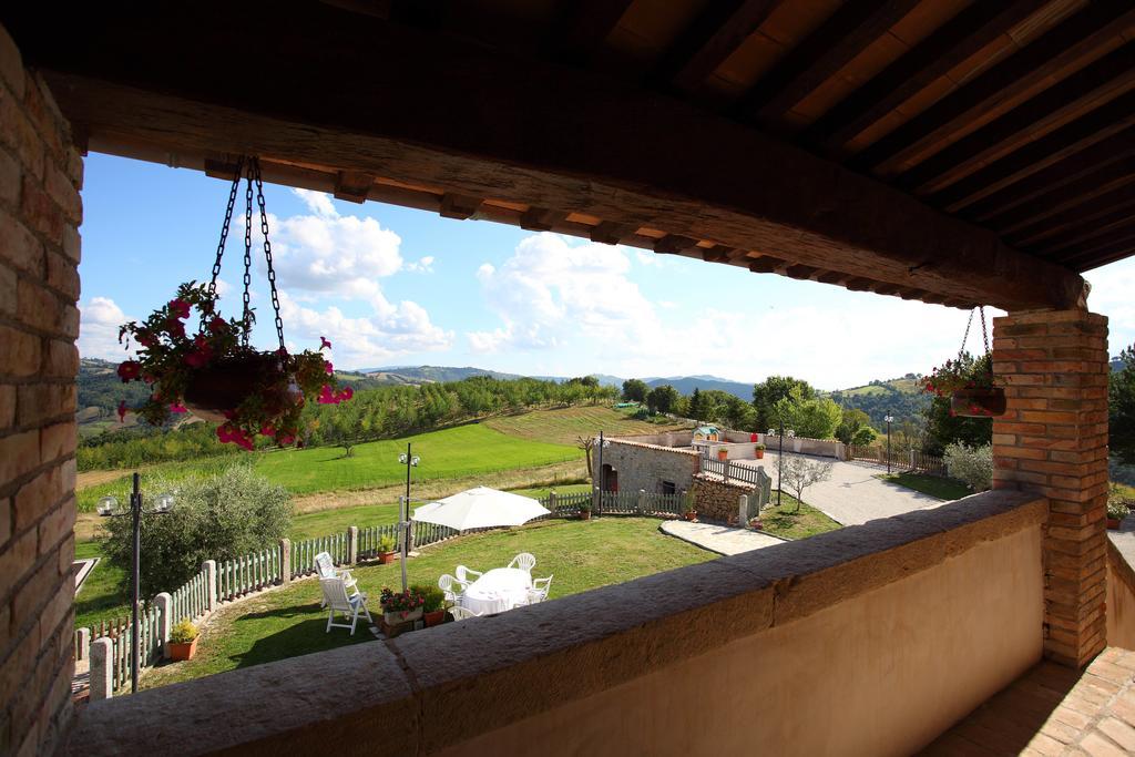 Il Casalino Vila Gualdo Tadino Exterior foto